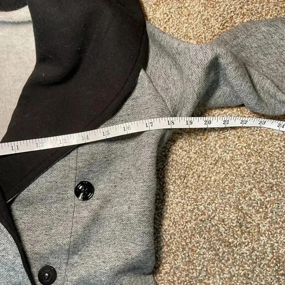 Sebby Hooded Jacket. Grey with black hood fleece lined. Missing belt. Size small - Picture 5 of 6